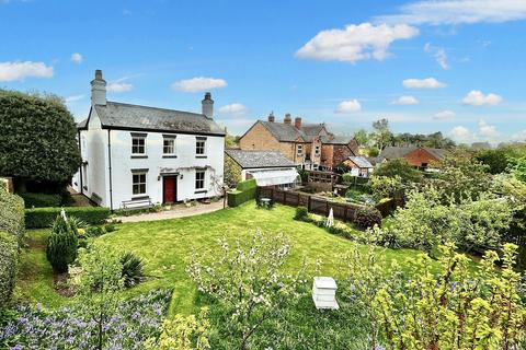 3 bedroom detached house for sale, Betton Road, Market Drayton, TF9