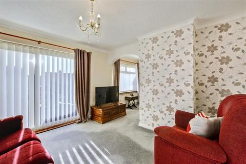 3 bedroom semi-detached house for sale, Langford Road, Arnold, Nottingham