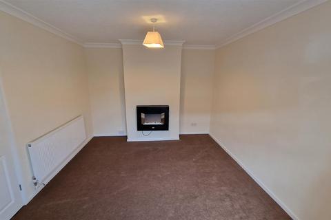 3 bedroom end of terrace house to rent, Barston Close, Coventry CV6