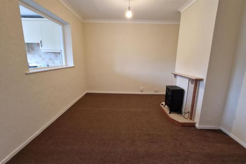 3 bedroom end of terrace house to rent, Barston Close, Coventry CV6