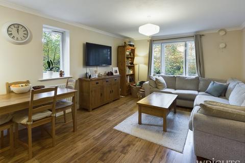 2 bedroom flat for sale,  Kings Place, HATFIELD AL9