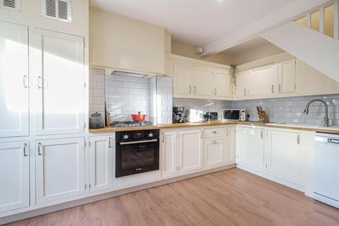19 Brightfield Road, London, SE12 8QE