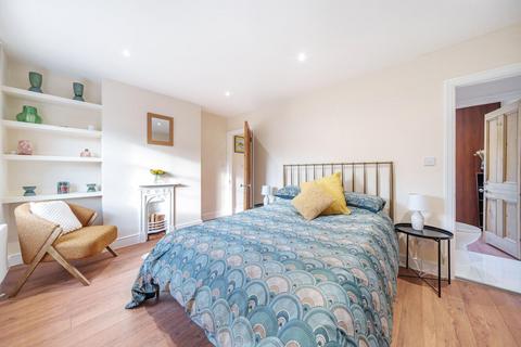 19 Brightfield Road, London, SE12 8QE