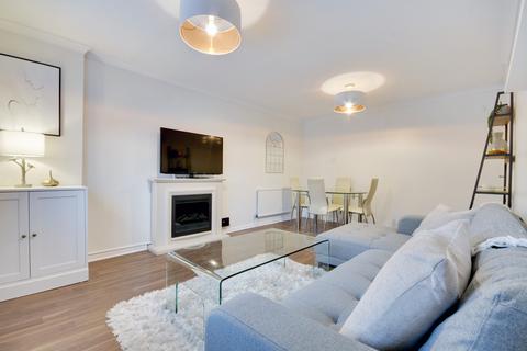 2 bedroom apartment for sale, Abbotts Place, Chelmsford, Essex