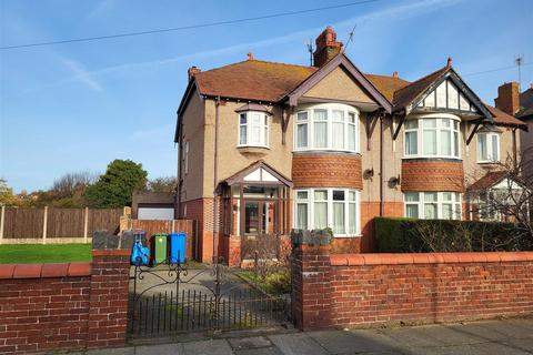 3 bedroom semi-detached house for sale, St. Georges Crescent, Rhyl