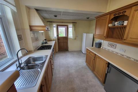 3 bedroom semi-detached house for sale, St. Georges Crescent, Rhyl