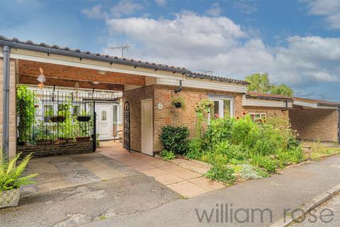 2 bedroom terraced bungalow for sale, Wood Lane, Woodford Green IG8