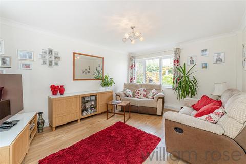 2 bedroom terraced bungalow for sale, Wood Lane, Woodford Green IG8