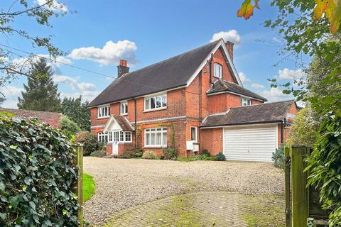 5 bedroom detached house for sale, Fryerning Lane, Ingatestone