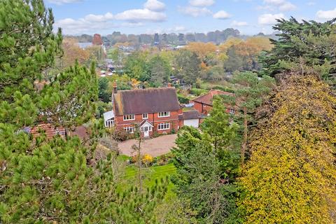 5 bedroom detached house for sale, Fryerning Lane, Ingatestone