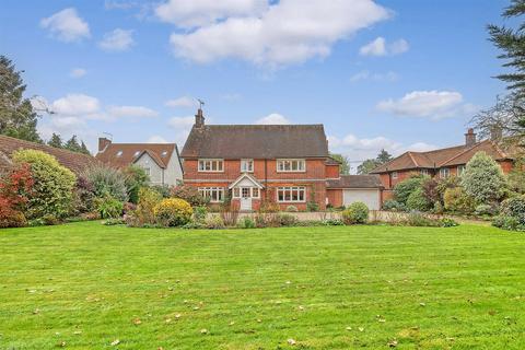 5 bedroom detached house for sale, Fryerning Lane, Ingatestone