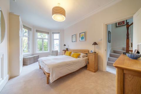 5 bedroom terraced house for sale, Revelstoke Road, London SW18