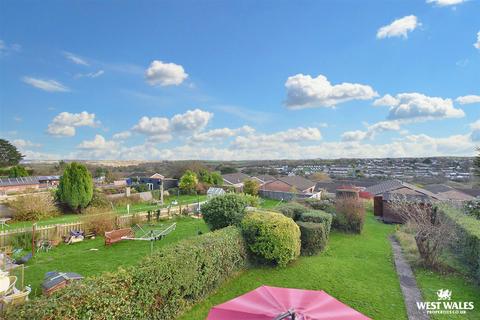 3 bedroom semi-detached house for sale, Priory Avenue, Haverfordwest