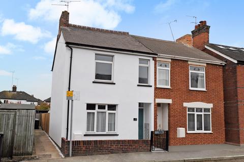 3 bedroom semi-detached house for sale, Manor Road, Old Moulsham