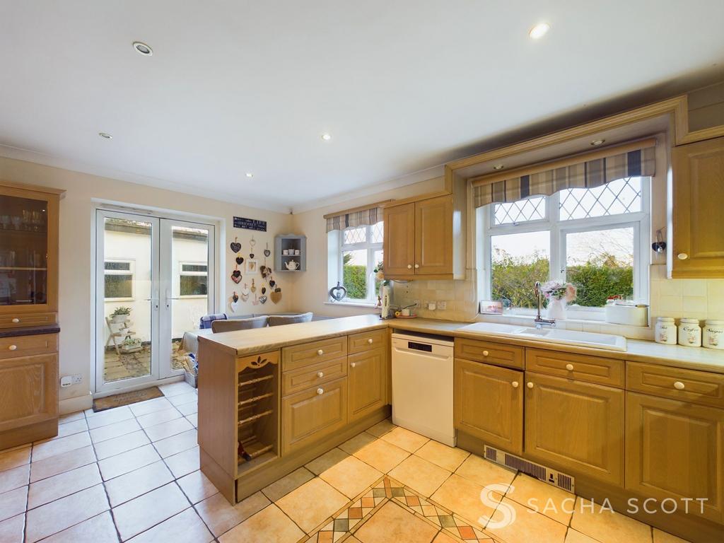 Kitchen / Breakfast Room