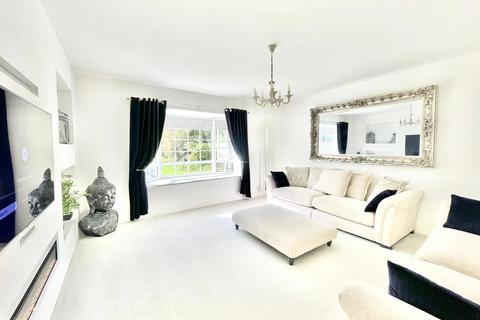 6 bedroom detached house for sale, Kings Drive, Eastbourne, East Sussex, BN21