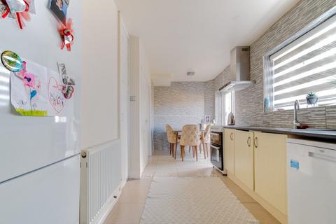 3 bedroom semi-detached house for sale, Faraday Avenue, Quinton, Birmingham, West Midlands, B32