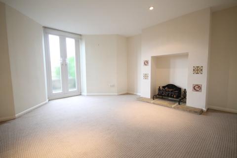 2 bedroom maisonette to rent, Longdene Road, Haslemere