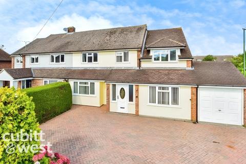 3 bedroom semi-detached house to rent, First Avenue Emsworth PO10