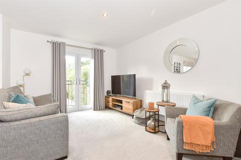 2 bedroom flat for sale, Park View, Sturry, Canterbury, Kent