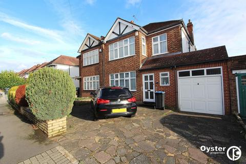 3 bedroom semi-detached house to rent, Valley Drive, London, NW9