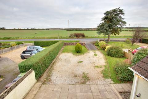 3 bedroom detached bungalow for sale, Clanfield, Waterlooville