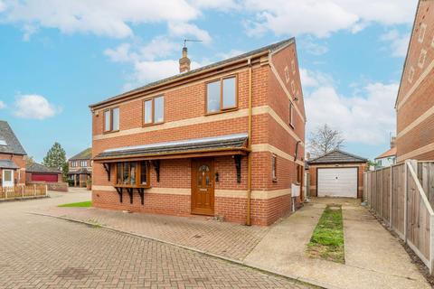 3 bedroom detached house for sale, Sanctuary Close, Kessingland