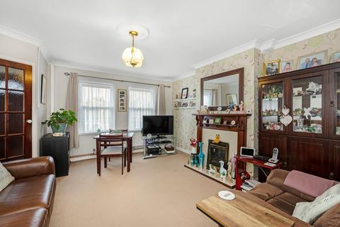 22 Meridian Road, London, SE7 8QJ