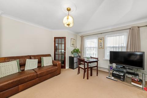 22 Meridian Road, London, SE7 8QJ