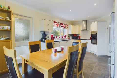 5 Caradon Close, Callington, PL17 7HF