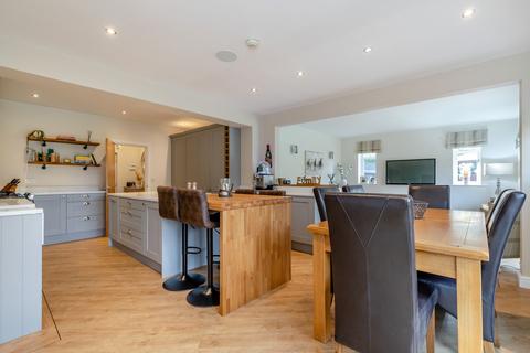 3 Fieldside, Hawarden, Deeside, CH5 3JB