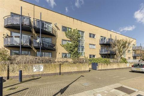 1 bedroom flat to rent, Briant Street, London SE14