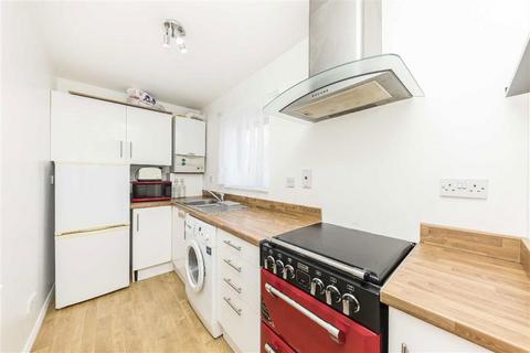 1 bedroom flat to rent, Briant Street, London SE14