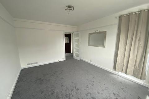 1 bedroom flat to rent, Great West Road, Isleworth TW7