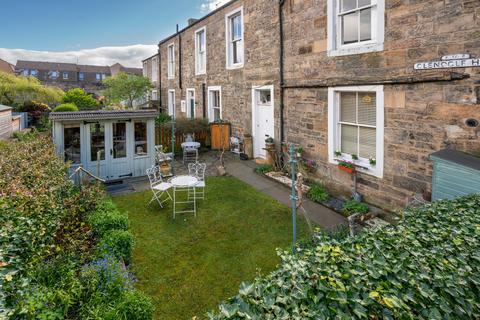 1 bedroom flat for sale, 6 Glenogle House (off Bell Place), Stockbridge, Edinburgh EH3 5HR