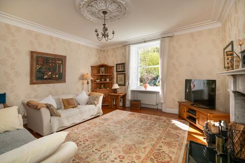 1 bedroom flat for sale, 6 Glenogle House (off Bell Place), Stockbridge, Edinburgh EH3 5HR