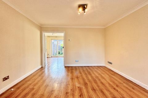 3 bedroom end of terrace house to rent, Martin Street, West Thamesmead, London, SE28 0JB