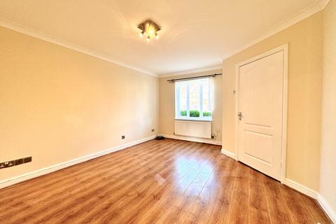 3 bedroom end of terrace house to rent, Martin Street, West Thamesmead, London, SE28 0JB