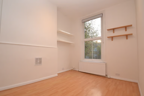 2 bedroom flat to rent, Ladbroke Grove, London W10