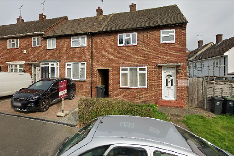 3 bedroom end of terrace house to rent, Deepdene Road, Loughton IG10