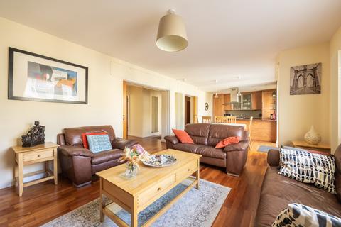 2 bedroom flat for sale, Holyrood Road, Edinburgh EH8