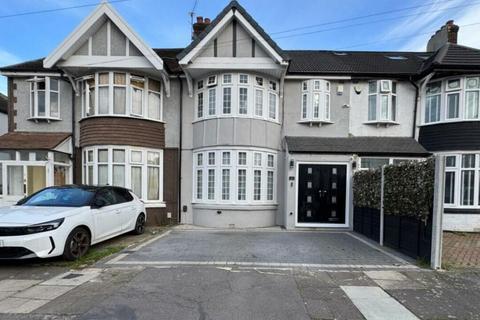 3 bedroom terraced house for sale, Malvern Drive, Ilford IG3