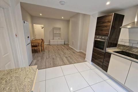 1 bedroom flat to rent, Drake Road, Brockley, London, SE4