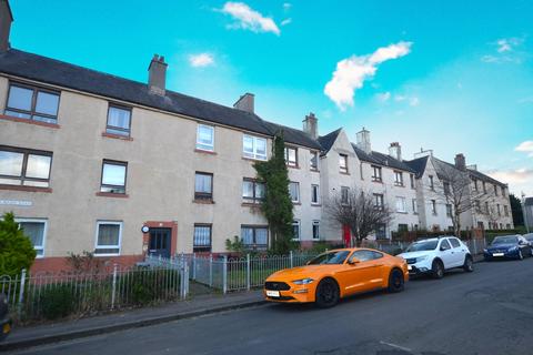 2 bedroom flat to rent, Royston Mains Road, Edinburgh, EH5