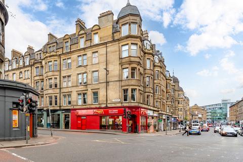 2 bedroom flat for sale, 2/3 Lochrin Buildings, Tollcross, Edinburgh, EH3 9NB