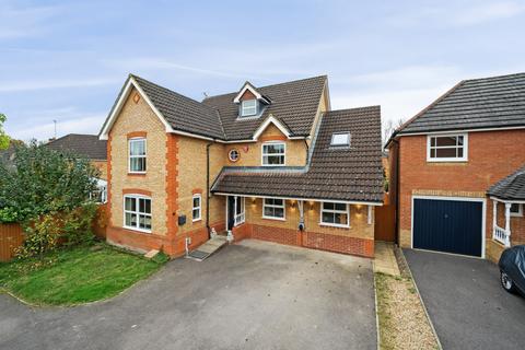 5 bedroom detached house for sale, Arbery Way, Reading RG2