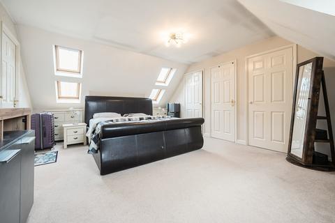 5 bedroom detached house for sale, Arbery Way, Reading RG2