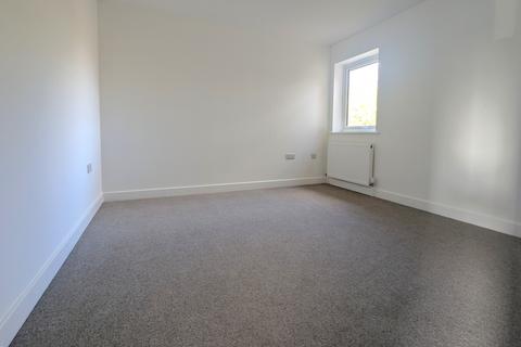 1 bedroom flat to rent, Leigh Road   Eastleigh   UNFURNISHED