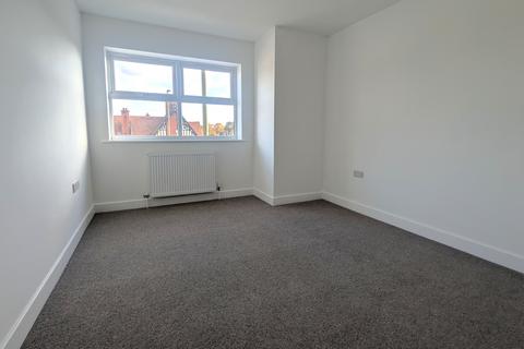 2 bedroom flat to rent, Leigh Road   Eastleigh   UNFURNISHED