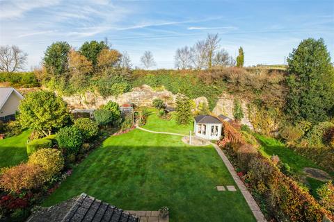 4 bedroom detached house for sale, Maendy, Nr Cowbridge, Vale of Glamorgan, CF71 7TG